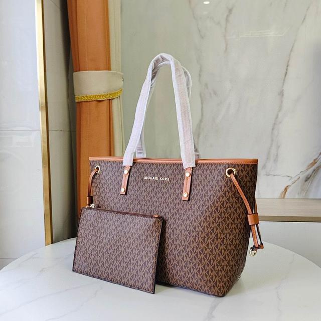 2020新款抽绳托特包单肩购物袋🛍️经典原厂御用PVC字母