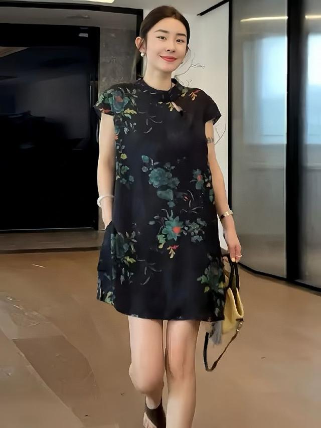 高级中式飞袖立领中长上衣+松紧短裤套装 整体印花装饰 衣