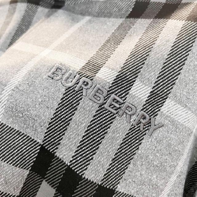 LOUISVUITTON/路易威登420克纯棉连帽卫衣 品牌字母老花渐变半身印花LOGO标识