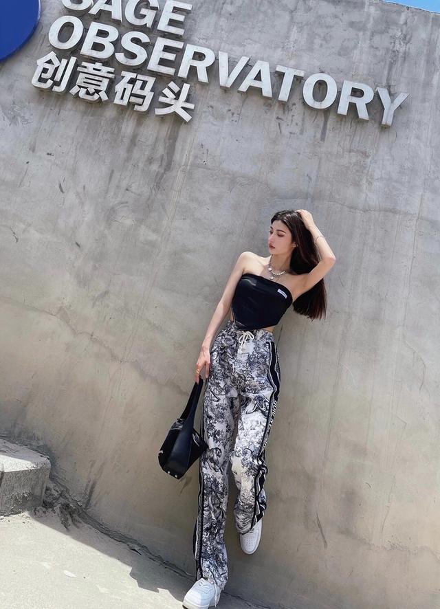 Dior动物系列长裤