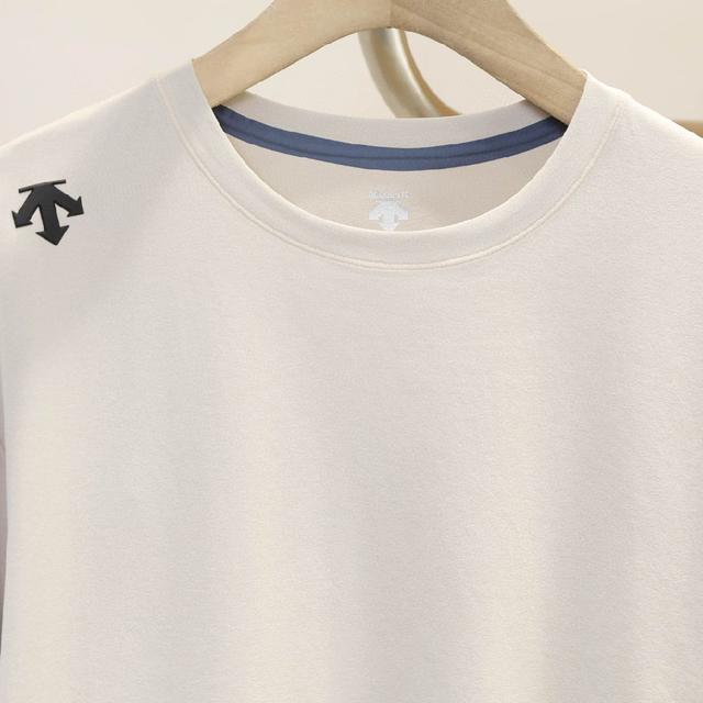 DESCENTE迪桑特海外版柜子新款经典氨棉短袖Polo衫 高端定制系列