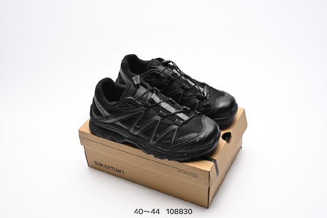 NIKE 耐克 VAPORWAFFLE / SACAI