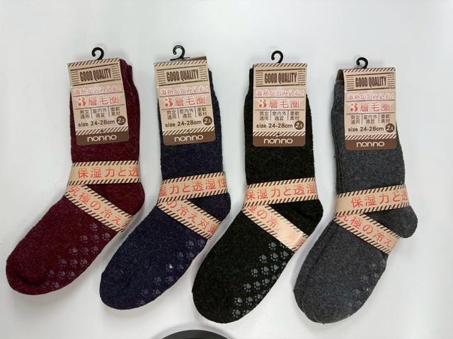 預購 Non-no儂儂 特厚裏起毛防寒止滑襪(一組兩雙)-11/12號中午12點結單