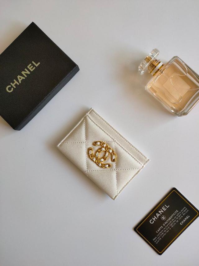 CHANEL香奈儿专柜新款卡包👍款号:AP11670 尺寸:7.5 × 11.2 × 0.5 cm