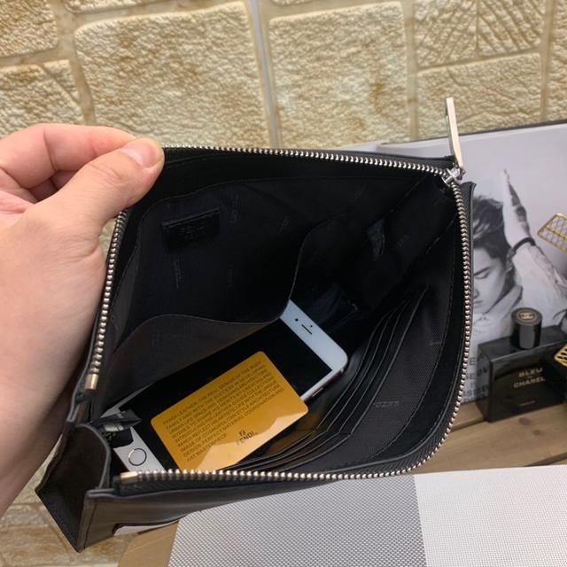 🔥FENDI🔥升级版小怪兽手包