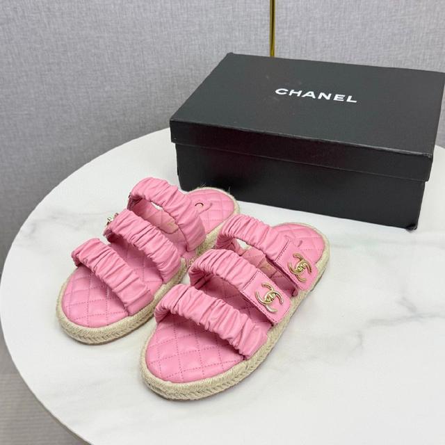 原版订制进口羊皮 质感好，皮质细腻  ❷开模logo五金扣