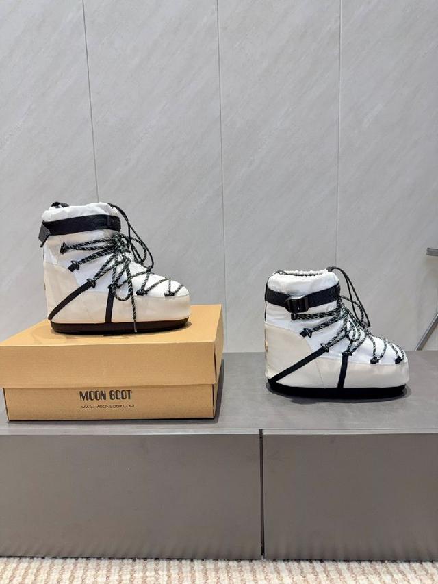 与此刻挚爱的概念，多元对撞，传达现代风格~ 怎么穿都好看🧚‍♀️