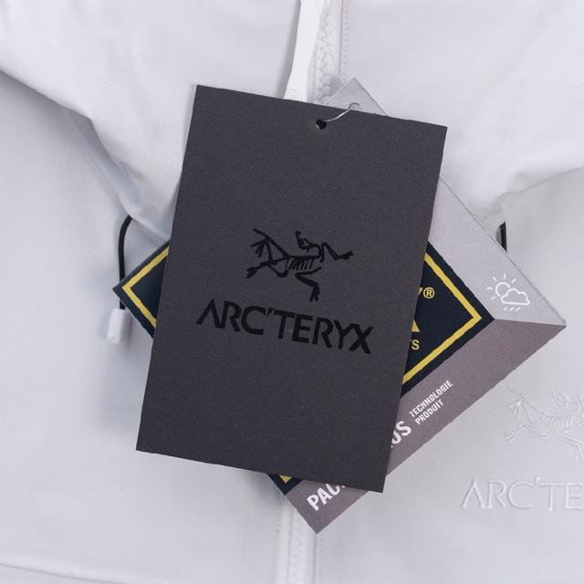 搭配毛衣 卫衣 保暖同时毫无束缚感