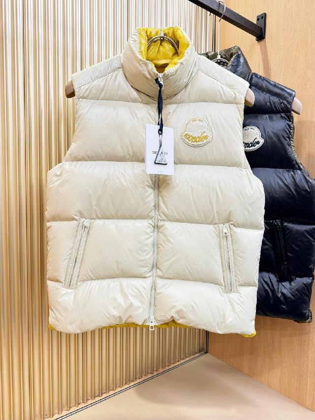 2025新品 Moncler蒙口 新款羽绒马甲 秀场新品，