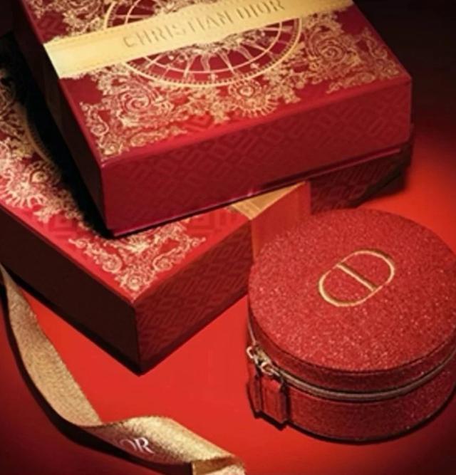 DIOR 限定 金燦紅圓餅包