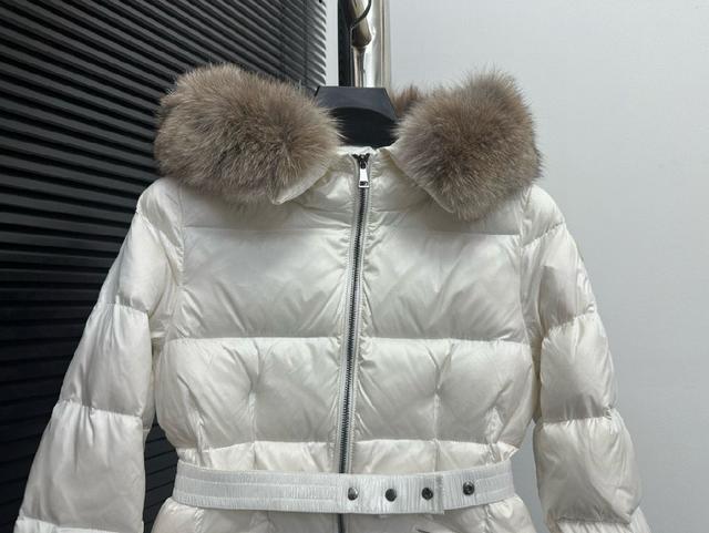 2025FW秋冬新品  立领夹克羽绒服：把英伦格纹的