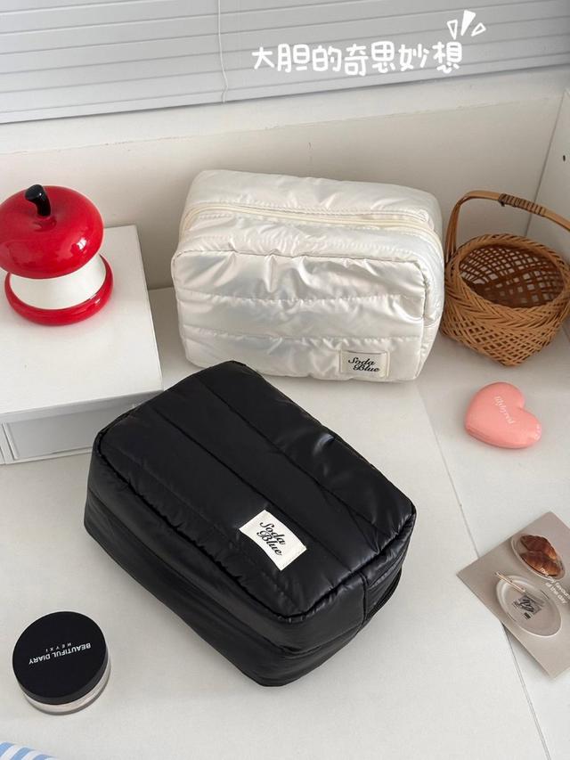 新款懶人橫線系列大容量洗漱收納包(預購)