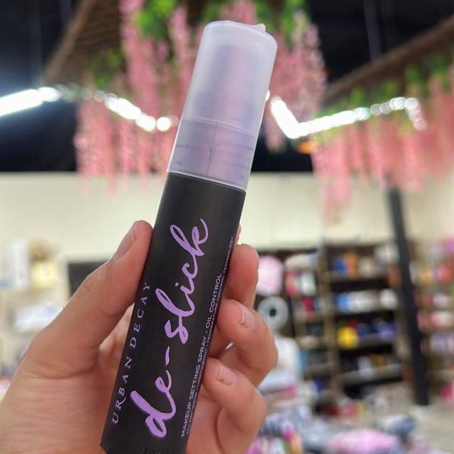 美國 Urban Decay De-slick控油定妝噴霧30ml #11/03