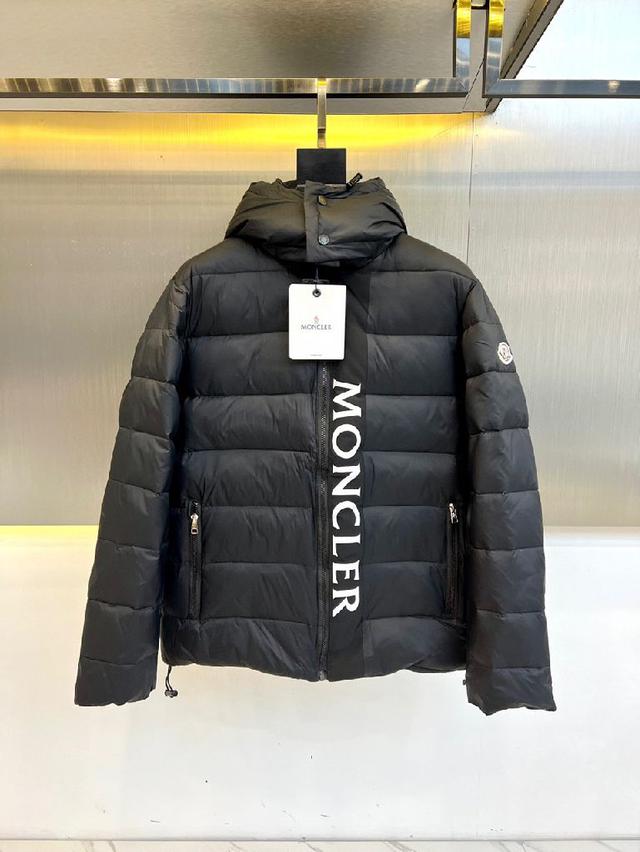 羽绒服 原版1:1订制五金配件全进口原版定制 欢迎