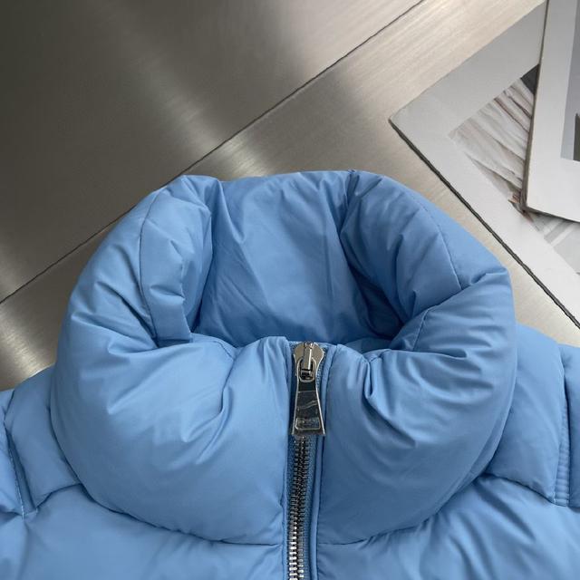 新款浮雕logo羽绒服外套 爆款 渠道货 高端定制