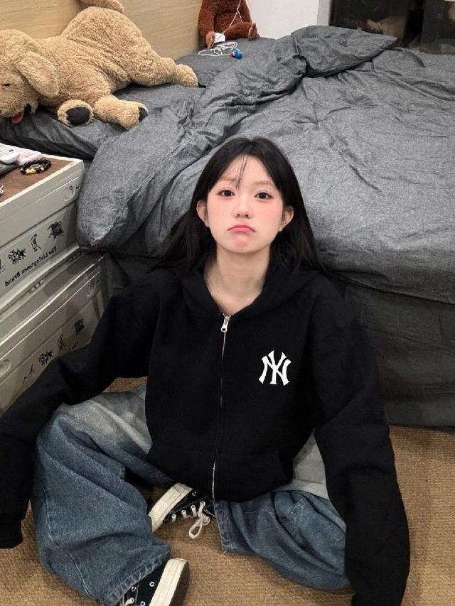 双层帽子 不起球不掉色 大毛圈落肩版型 二本针加持 拒绝变形