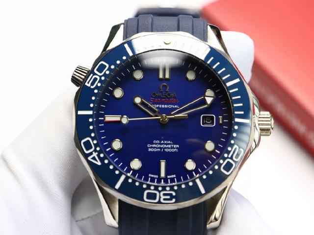 欧米茄-OMEGA 海马系列300米潜水腕表 表壳采用316L精钢表壳