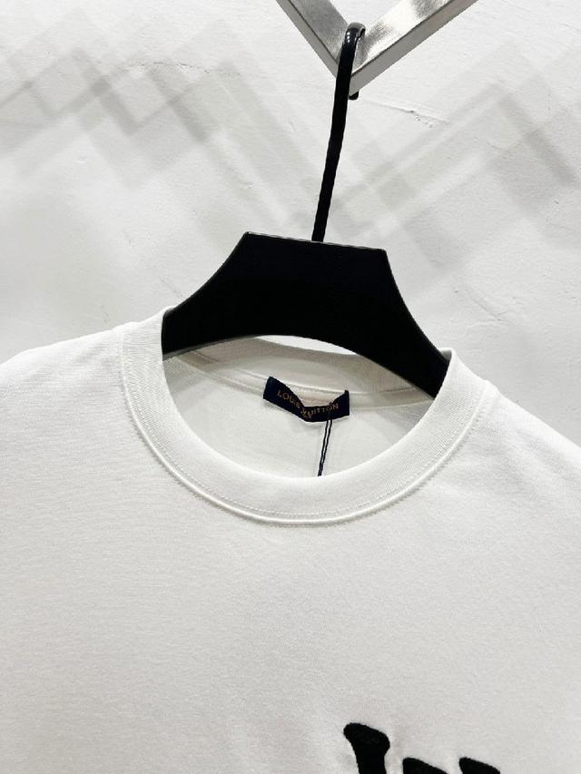 芬迪 2025款高级刺绣拉链口袋贴饰短袖圆领T恤