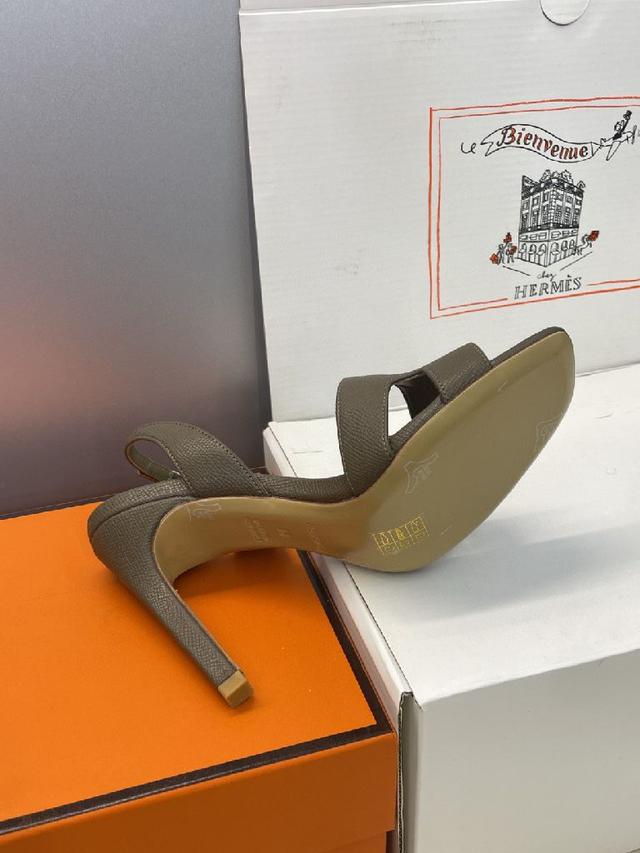 高跟果冻色工字拖女鞋  H家字母logo方头露趾后空凉鞋