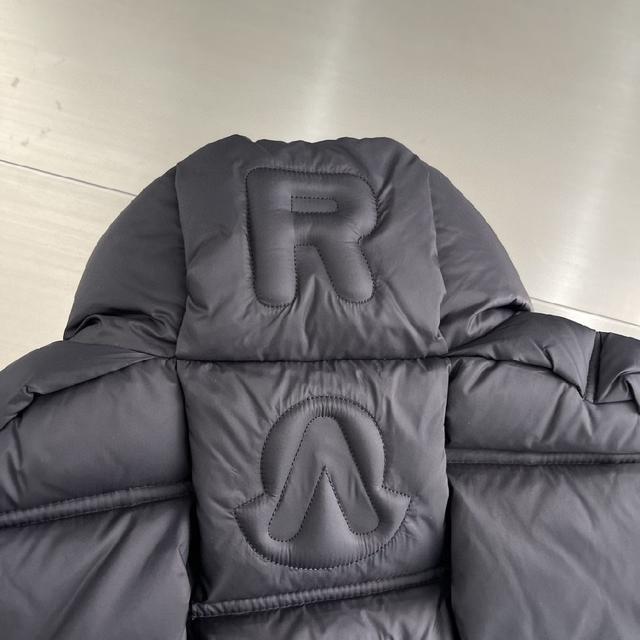 新款浮雕logo羽绒服外套 爆款 渠道货 高端定制