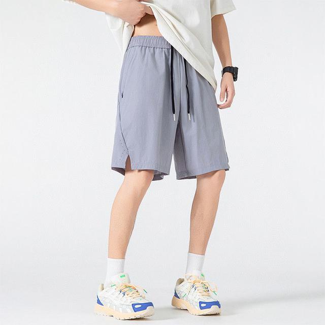 迪桑特/DESCENTE 夏季新款纯色通勤休闲胸前大logo图案