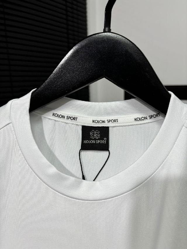 DESCENTE/迪桑特专柜新品冰氧鱼骨纹短裤！恒隆在售万元级