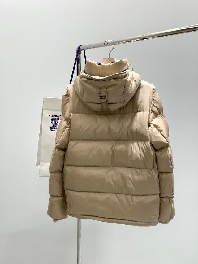 Burberry 巴宝莉，2025冬季最新品，专柜同步有售，原单狠货，