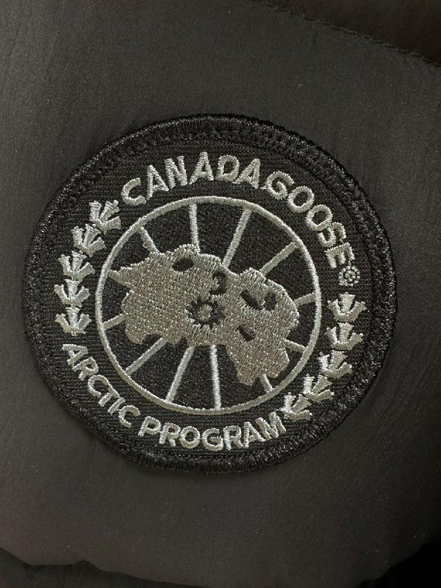 Canad 鹅黑标羽绒服 外套界中必不能缺少的大鹅黑标羽绒服