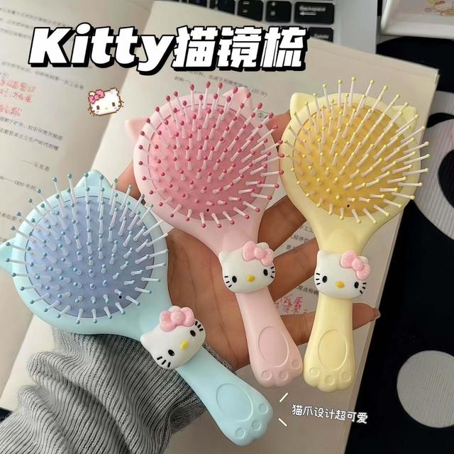 可愛KITTY便攜迷你氣囊二合一鏡梳(預購)