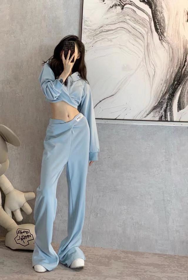 潮牌休闲套装