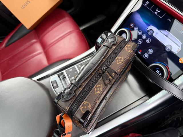 高端货‼️ 新款 “ Louis Vuitton ”lv双肩包💼 路易威登双肩包 M43186