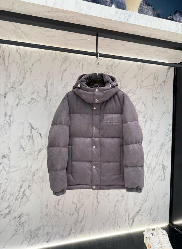 羽绒服2025最新款时尚设计师款羽绒外套.处处细节显工艺