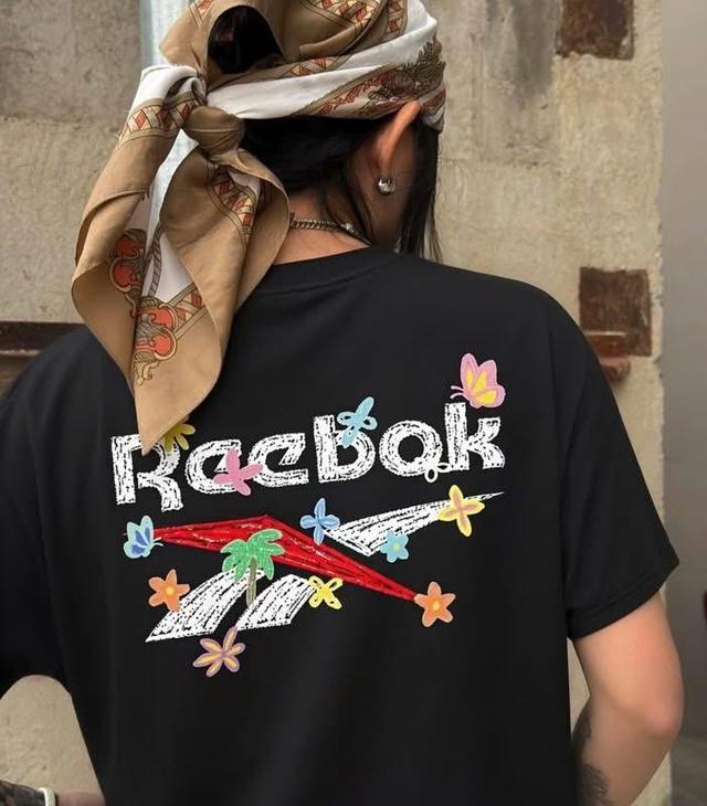 Reebok 280克高磅 美式復古蠟筆塗鴉背後大LOGO短T#05/14