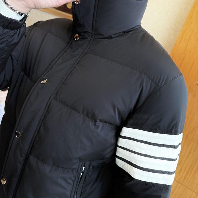 2025年冬季新款男士羽绒服外套，高品质设计，是任何男
