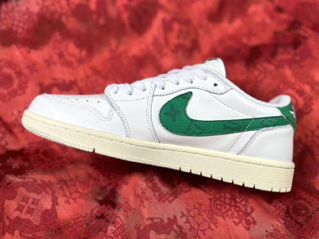 Rare Customized Air Jordan 1 TS倒勾