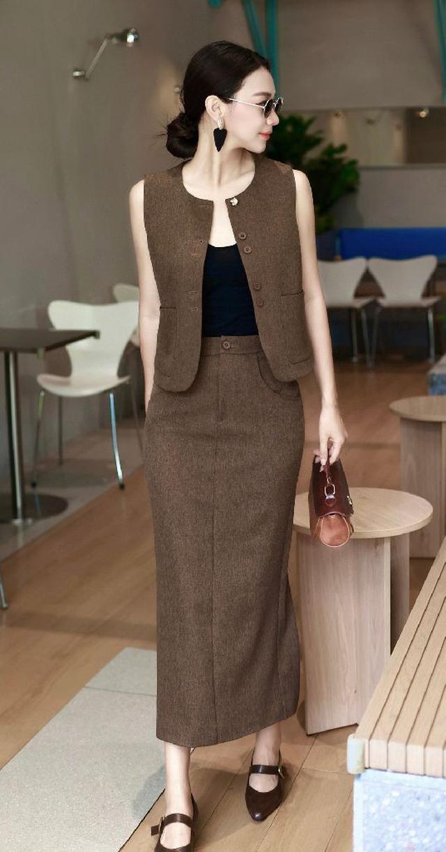 爆款推荐，精工细作包缝  重磅高档老饯风立领慵懒连衣裙女夏季高级感气质