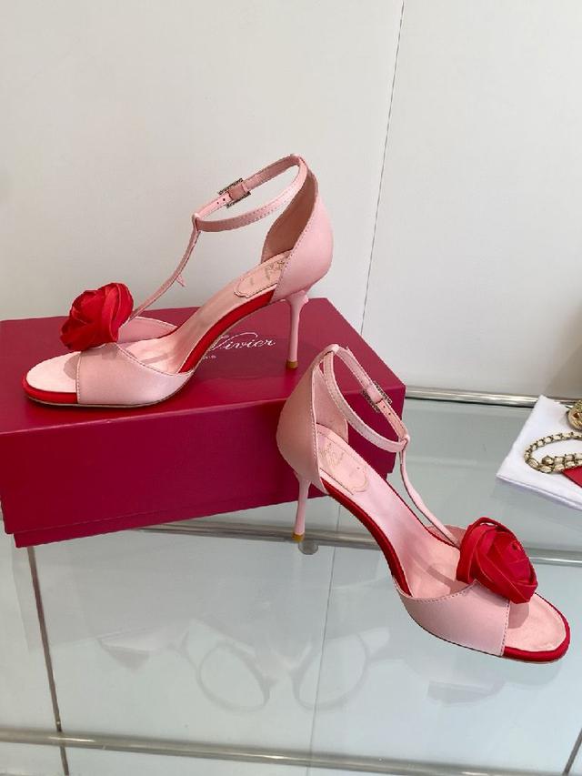 玫瑰花 早春新款平底高跟单鞋