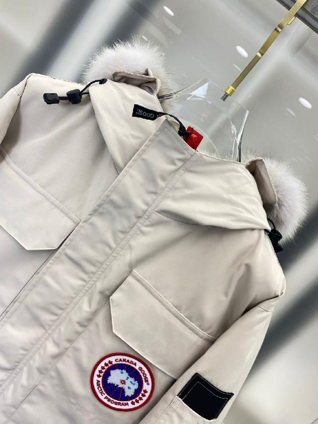 Canada goose 加拿大鹅 FW25 Umba系列 同色调
