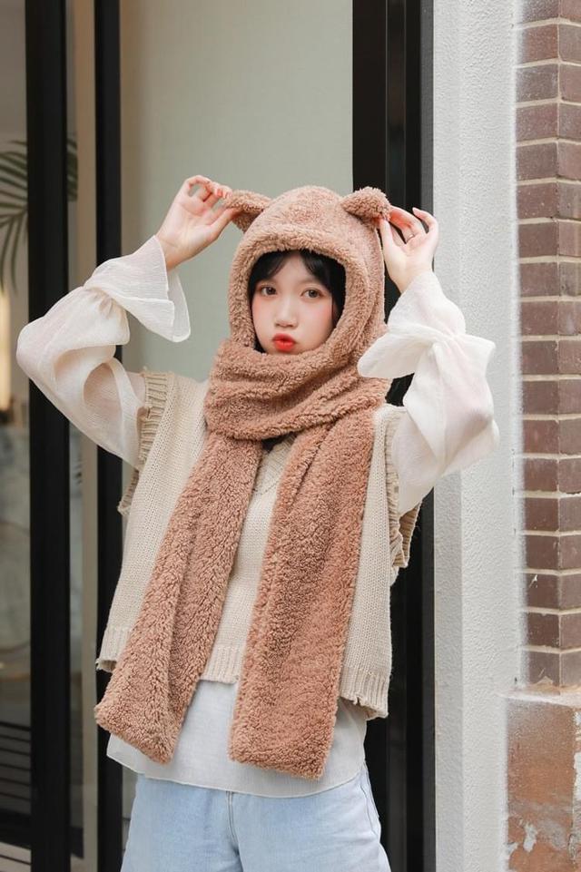 【預購商品】【0105結單】【批發】Jennie同款-小熊毛絨保暖帽子+圍巾一體 H566