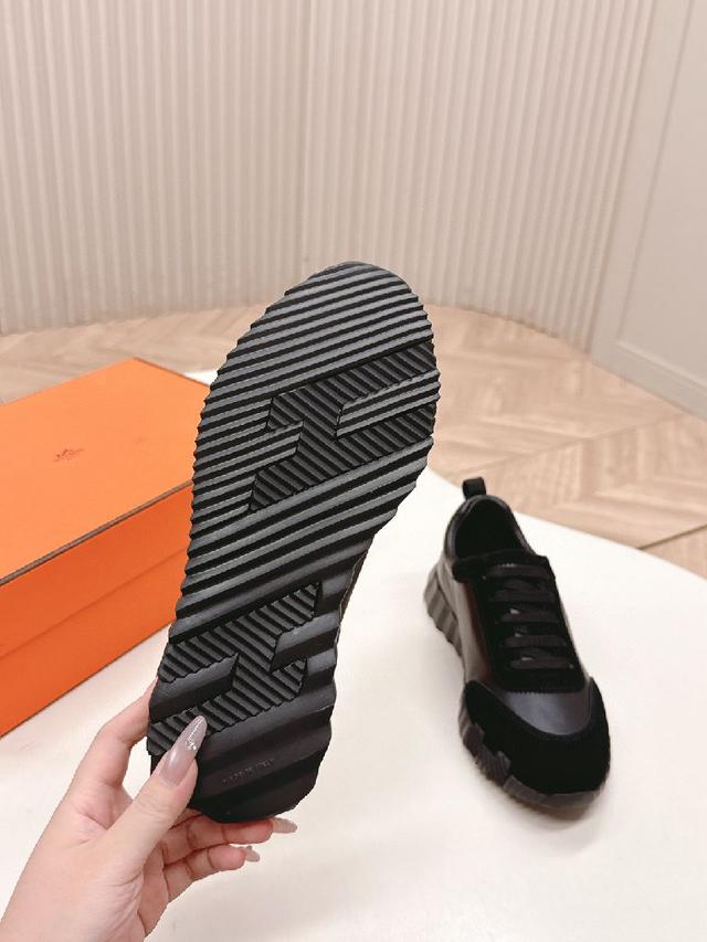 新系列休闲运动鞋 H系列 工艺极致，同步专柜上新.鞋