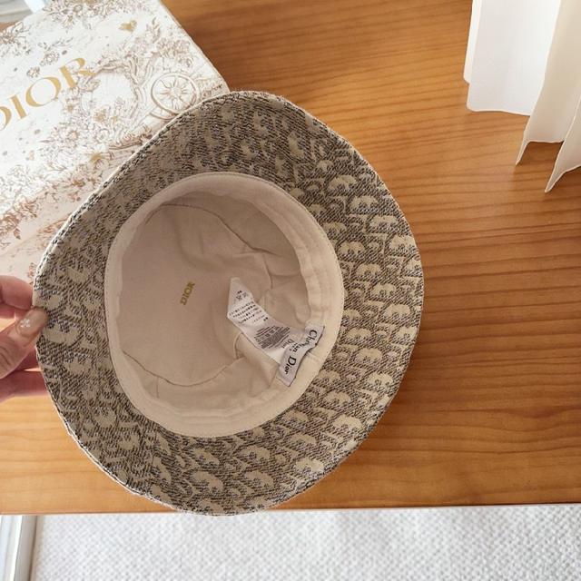 各网红同款 ins 小红书博主同款〰️ 含羊毛材质  秋冬必备