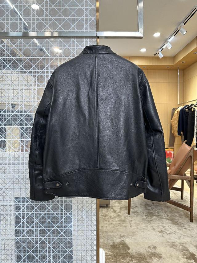 ⚠️专属品牌亮面金属五金件，质感厚重无毛刺；主拉链、