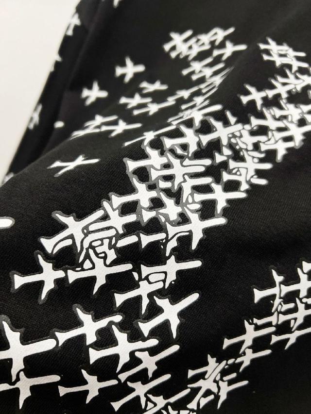 巴宝莉 2025ss夏季新品经典骑士战马短袖，解锁高