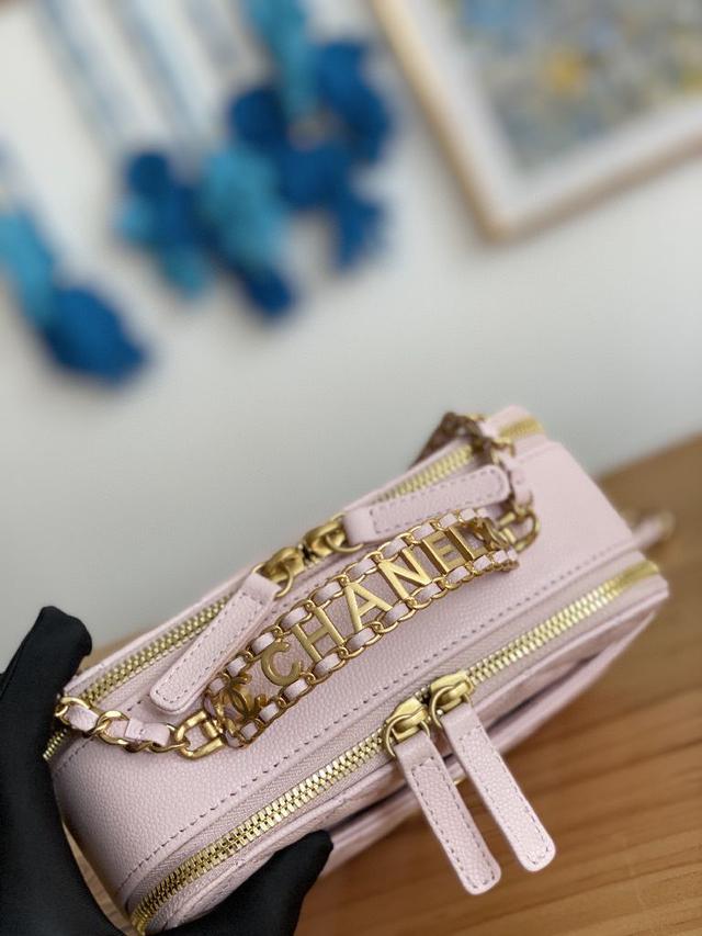 CHANEL：：．型号：92993尺寸：33CM：