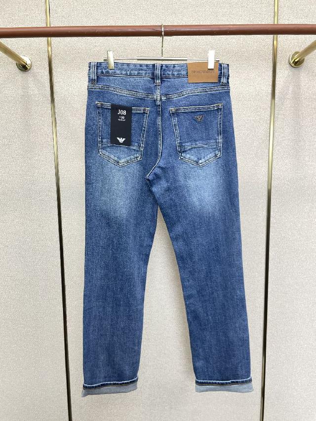 款新款休闲牛仔裤👖 高端版本！专柜定制面料 透气舒适度高