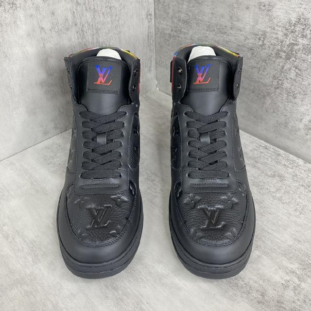 高帮运动鞋 Monogram 丹宁布取自可循环聚酯纤维