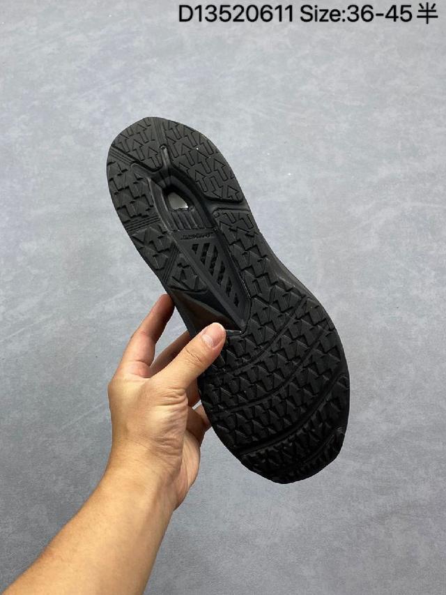 迪桑特DESCENTE BOA DUALIS都市通勤 GORE-TEX 时尚舒适