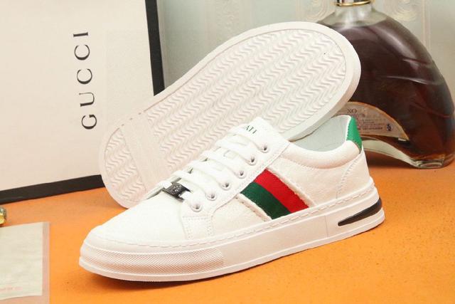 高品质【GUCCI】古奇新款上市著名奢侈品牌，专柜同步更新，