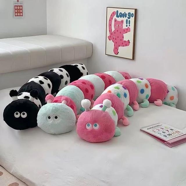📌毛毛蟲造型靠枕 陪睡枕頭 抱枕 毛絨娃娃
