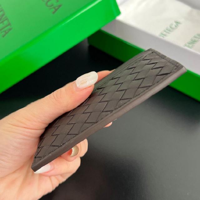 简简单单精致卡包  小巧轻薄易携带 直接揣兜里或者放